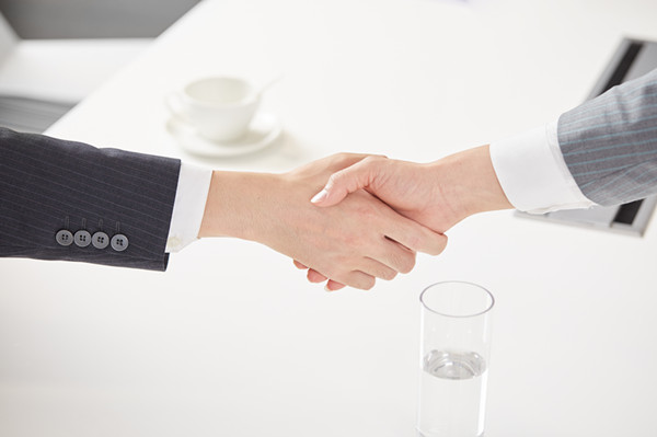 企业群发短信四大参考标准