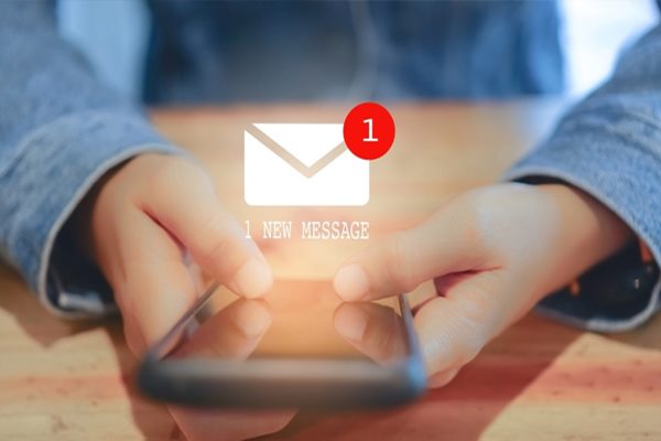 短信群发平台怎么选